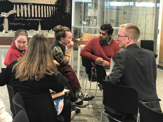 blog_steffi_seated_talking