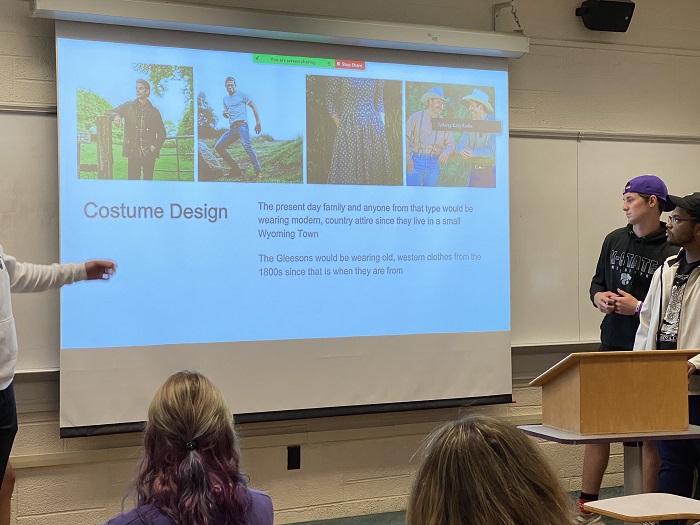 staten-islander-costume-design_700x525