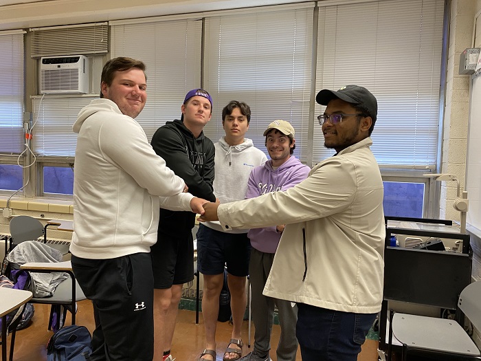 Staten Islanders and Lucas strike a deal_700x525